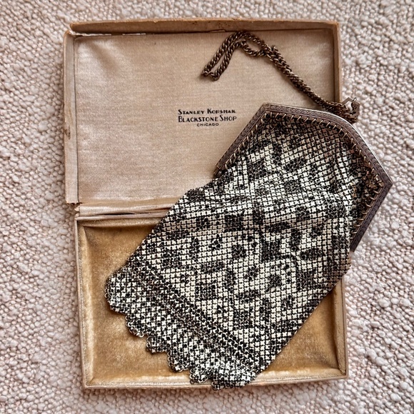 Vintage Mandalian Mesh Purse - Picture 1 of 14